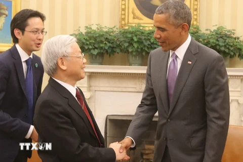 Tổng thống Hoa Kỳ Barack Obama đón Tổng Bí thư Nguyễn Phú Trọng tại Nhà Trắng, tháng 7/2015. (Ảnh: Trí Dũng/TTXVN)