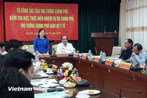 Hình ảnh trong buổi làm việc giữa Bộ Y tế với Tổ công tác của Thủ tướng Chính phủ. (Ảnh: PV/vietnam+)