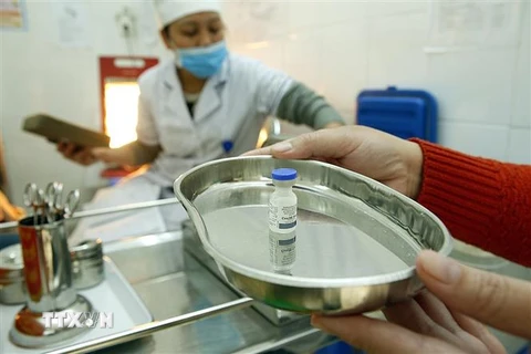 Vắcxin ComBE FIVE được sử dụng tại 43 quốc gia. (Ảnh: Dương Ngọc/TTXVN)