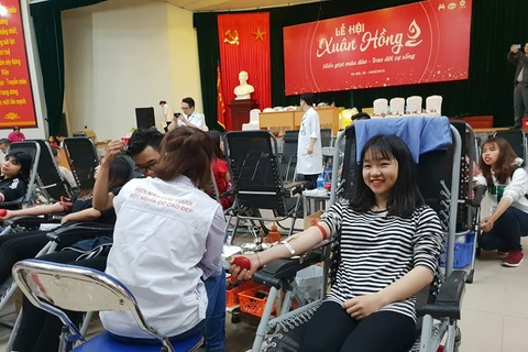 Theo thông tin từ Ban tổ chức, đã tiếp nhận được 1.550 đơn vị máu. (Ảnh: PV/vietnam+)