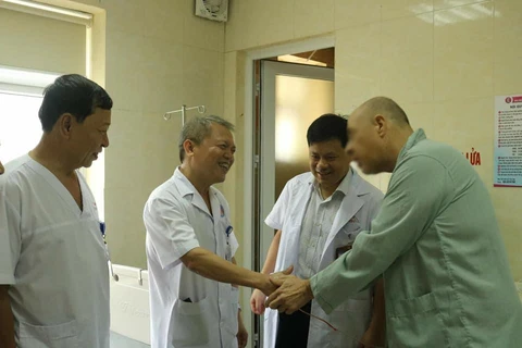Bệnh nhân sau phẫu thuật tại Bệnh viện E. (Ảnh: PV/Vietnam+)