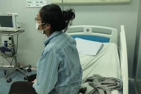 Bệnh nhân số 17 đang được điều trị tại Bệnh viện Bệnh nhiệt đới Trung ương. (Ảnh: PV/Vietnam+)