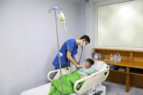 Bệnh nhân bị điện giật đã hồi phục. (Ảnh: PV/Vietnam+)