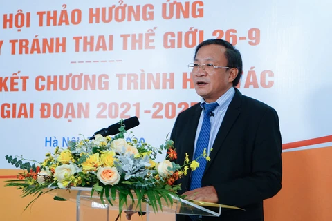 Ông Nguyễn Doãn Tú-Tổng Cục trưởng Tổng cục dân số-kế hoạch hoá gia đình phát biểu tại hội thảo ngày 25/9. (Ảnh: PV/Vietnam+)