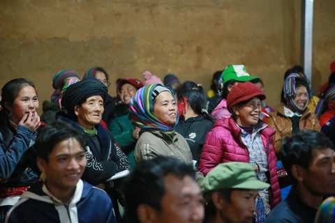 Các hộ nghèo và dân tộc thiểu số tại bốn xã thuộc tỉnh Lào Cai nhận được hỗ trợ từ UN Women. (Ảnh: PV/Vietnam+)