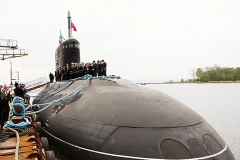 Việt Nam-Nga ký biên bản chuyển giao tàu ngầm đầu tiên