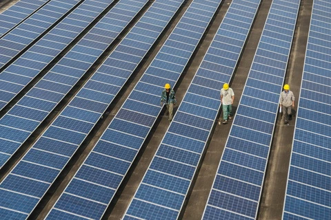 EU áp thuế với kính năng lượng Mặt Trời của Trung Quốc