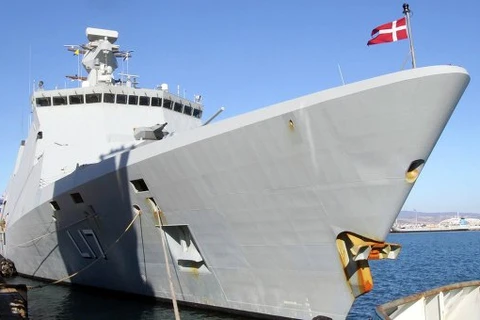 Tàu Thụy Điển và Đan Mạch tiêu hủy vũ khí hóa học Syria