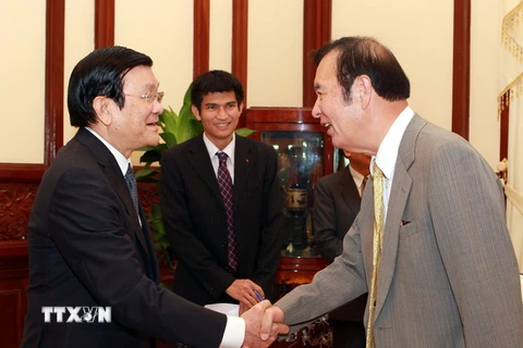 Chủ tịch nước tiếp lãnh đạo tập đoàn thép của Nhật Bản