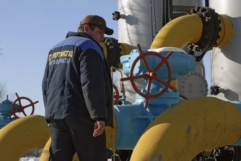 Nga tiếp tục lùi thời hạn chót để Ukraine trả tiền khí đốt 