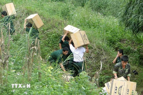 Lạng Sơn ngăn chặn tình trạng buôn lậu, hàng giả qua biên giới