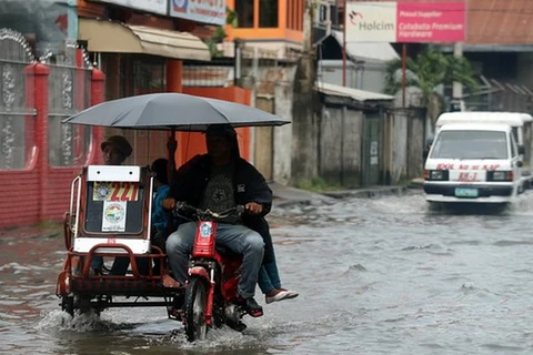 Bão Rammasun di chuyển nhanh vào miền Trung Philippines