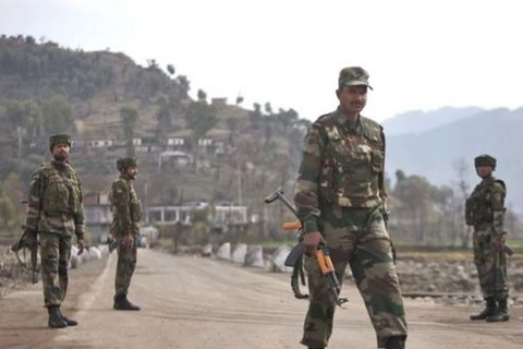 Lính Ấn Độ và Pakistan đấu súng ở khu vực Kashmir