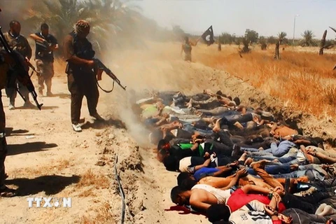 Các tay súng IS đã hành quyết hàng chục tù binh Syria