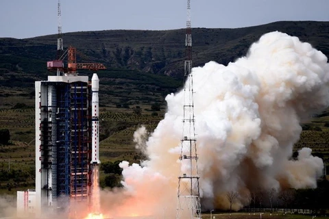Trung Quốc phóng thành công vệ tinh Dao Cảm 21 lên vũ trụ