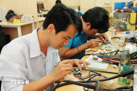 Thúc đẩy vai trò của Việt Nam trong công nghiệp bán dẫn toàn cầu