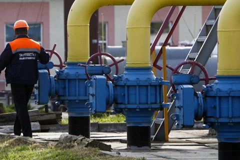 Ukraine đã tiến hành trả khoản nợ khí đốt đầu tiên cho Nga