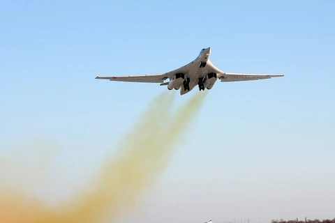 Nga hoàn thành nâng cấp máy bay ném bom chiến lược Tu-160
