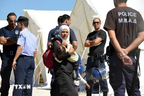 EU yêu cầu thành viên phối hợp cùng hạn chế nạn di cư trái phép