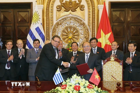 Chủ tịch Hạ viện Uruguay kết thúc tốt đẹp chuyến thăm Việt Nam