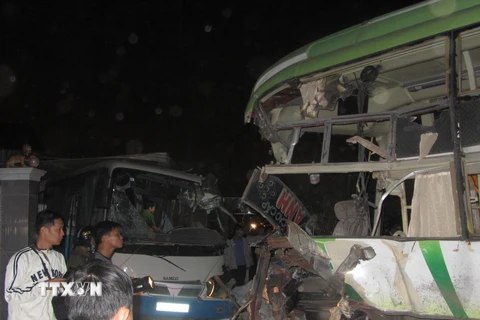 Yêu cầu khẩn trương làm rõ nguyên nhân vụ tai nạn ở Bình Thuận