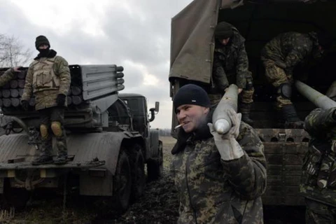 Quân đội Ukraine phát động tấn công gần thành phố cảng Mariupol