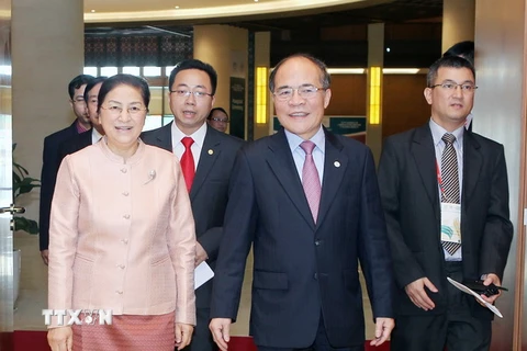 Chủ tịch Quốc hội Lào kết thúc tốt đẹp chuyến thăm Việt Nam