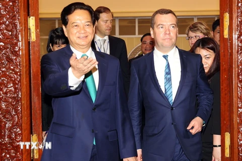 Thủ tướng Nga Medvedev kết thúc tốt đẹp chuyến thăm Việt Nam