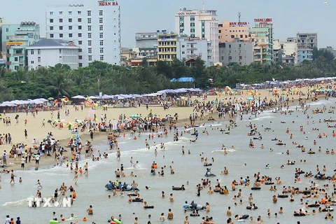 Sầm Sơn thực hiện 9 có, 9 không trong Mùa du lịch biển 2015