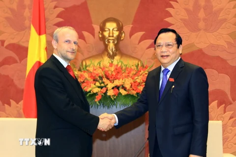 Việt Nam luôn coi trọng phát triển hợp tác nhiều mặt với Séc