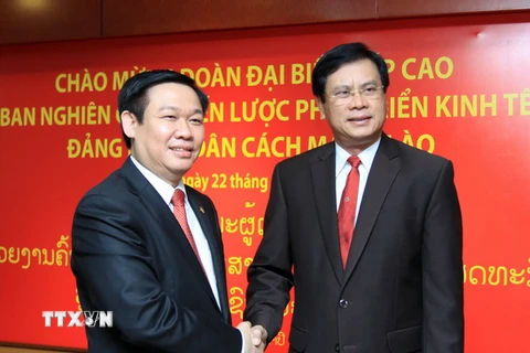 Tăng cường hợp tác Việt-Lào trong nghiên cứu phát triển kinh tế