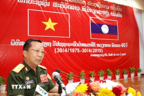 Lào tổ chức míttinh trọng thể kỷ niệm Chiến thắng 30/4 của Việt Nam