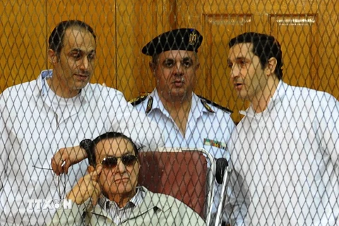 Cựu Tổng thống Ai Cập Mubarak bị tuyên phạt 3 năm tù tội tham ô