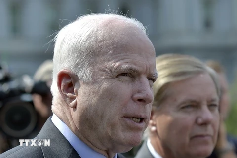 Ông John McCain từ chối lời mời làm Cố vấn Tổng thống Ukraine