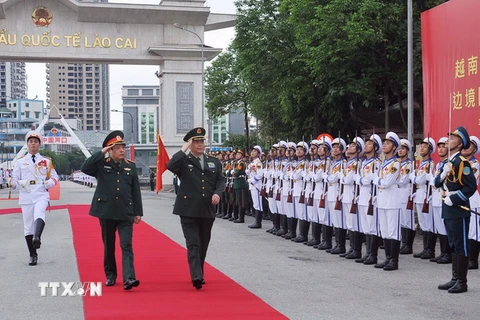 Bộ trưởng Quốc phòng Việt Nam-Trung Quốc hội đàm ở biên giới