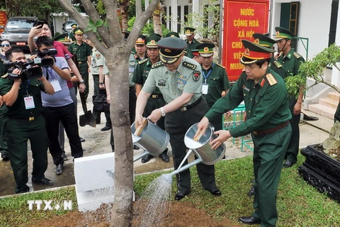 Giao lưu Quốc phòng Biên giới Việt-Trung Quốc lần 2 kết thúc tốt đẹp