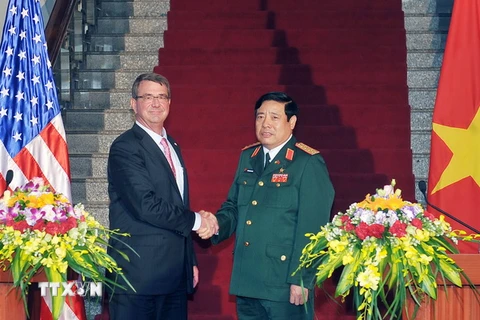 Việt Nam-Hoa Kỳ ký Tuyên bố Tầm nhìn chung về quan hệ quốc phòng
