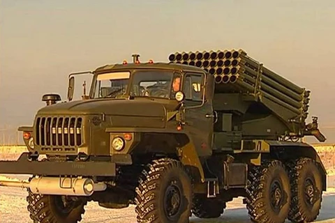 Quân đội Nga “khoe” hiệu quả của hệ thống rocket đa nòng mới