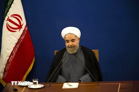 Tổng thống Iran Hassan Rouhani tham dự cuộc họp báo tại Tehran. (Nguồn: AFP/TTXVN)