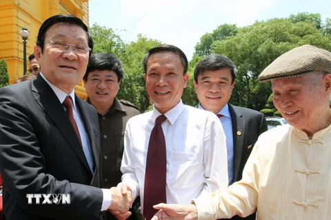 Chủ tịch nước Trương Tấn Sang gặp mặt đại diện các cơ quan báo chí