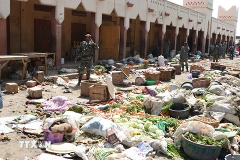 Hiện trường vụ đánh bom ở thủ đô N'Djamena. (Nguồn: AFP/TTXVN)