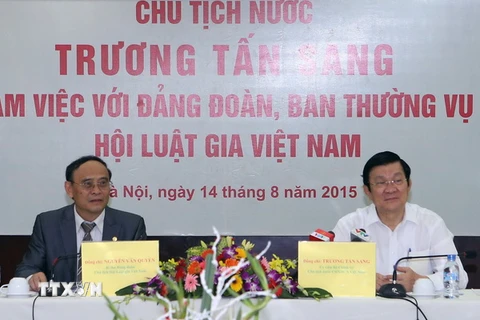 Chủ tịch nước Trương Tấn Sang làm việc với Hội Luật gia Việt Nam. (Ảnh: Nguyễn Khang/TTXVN)