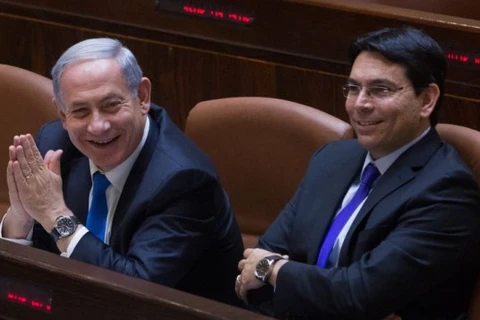 Ông Danny Danon (phải) và Thủ tướng Benjamin Netanyahu. (Nguồn: timesofisrael.com)