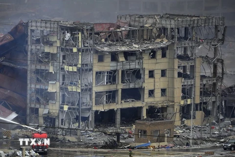 Hiện trường vụ nổ ở Thiên Tân. (Nguồn: AFP/TTXVN)