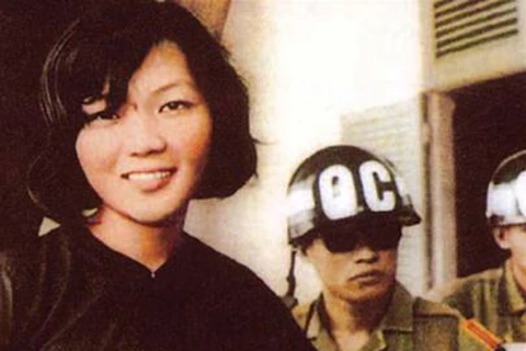 Truy tặng danh hiệu Anh hùng Lực lượng vũ trang cho bà Võ Thị Thắng