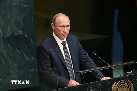 Tổng thống Nga Vladimir Putin phát biểu tại khóa họp lần thứ 70 Đại hội đồng Liên hợp quốc. (Nguồn: AFP/TTXVN)
