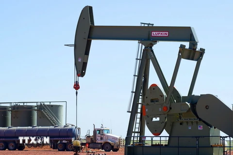 Giếng dầu gần Tioga, Bắc Dakota, Mỹ. (Nguồn: AFP/TTXVN)