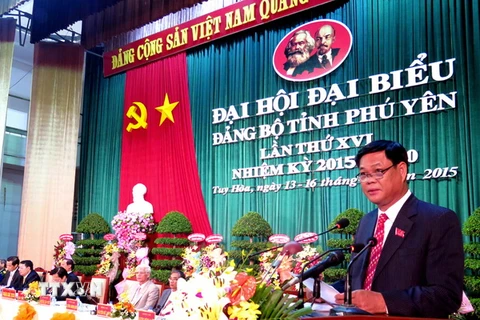 Ông Huỳnh Tấn Việt được bầu giữ chức Bí thư Tỉnh ủy Phú Yên nhiệm kỳ 2015-2020. (Ảnh: Thế Lập/TTXVN)