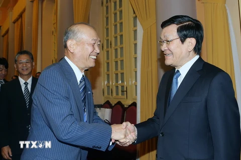 Chủ tịch nước Trương Tấn Sang tiếp ông Yoshihiko Nakagaki. (Ảnh: Nguyễn Khang/TTXVN)