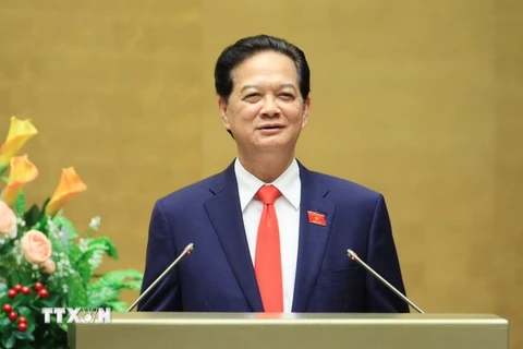 Thủ tướng Chính phủ Nguyễn Tấn Dũng trả lời chất vấn. (Ảnh: Doãn Tấn/TTXVN)